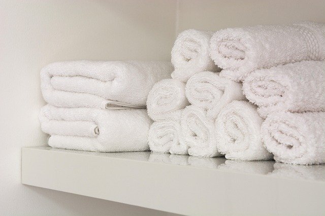 towels 4537954 640